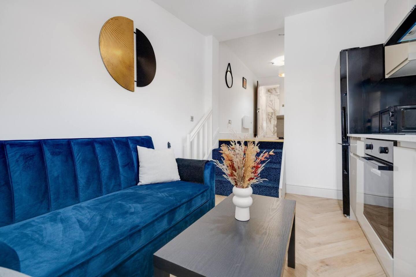 Urban Stay Studio Bright Space 10 Mins To City Liverpool Exterior photo